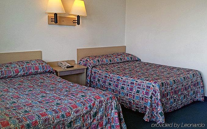 Motel 6 Des Moines South - Airport Экстерьер фото